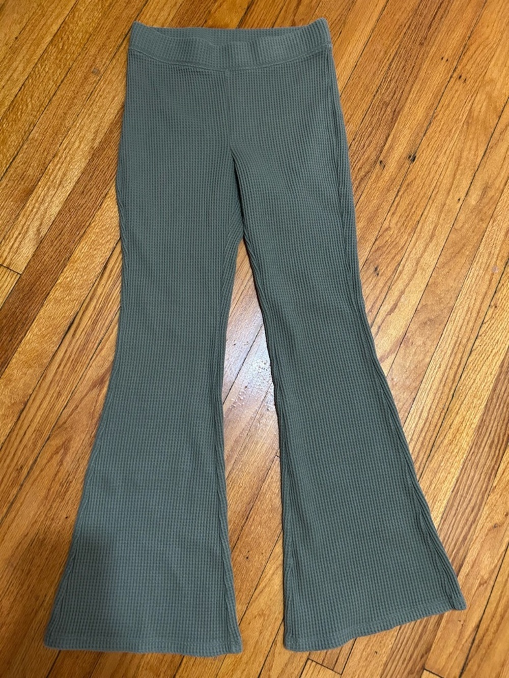 Aerie Green Waffle Knit Flared Pants Stretch Cotton Blend Pull On Women M Tall